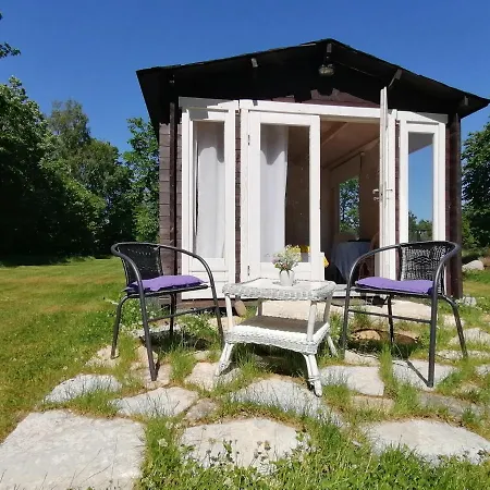营地 Jaagu Majad Suuremoisa (Saaremaa)