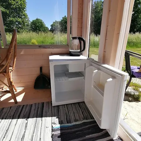 Jaagu Majad 营地 Suuremoisa (Saaremaa)